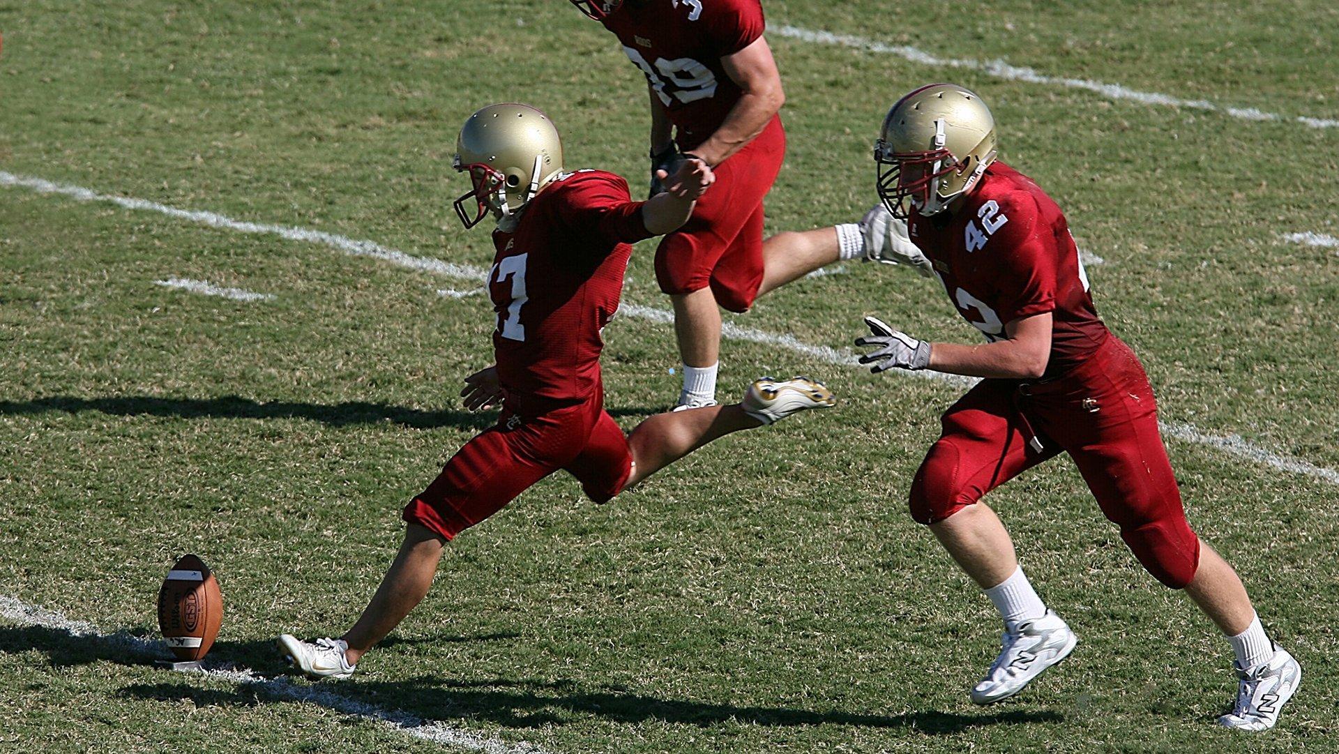 杰伦-约翰逊全能演出！准三双数据引领球队高歌猛进