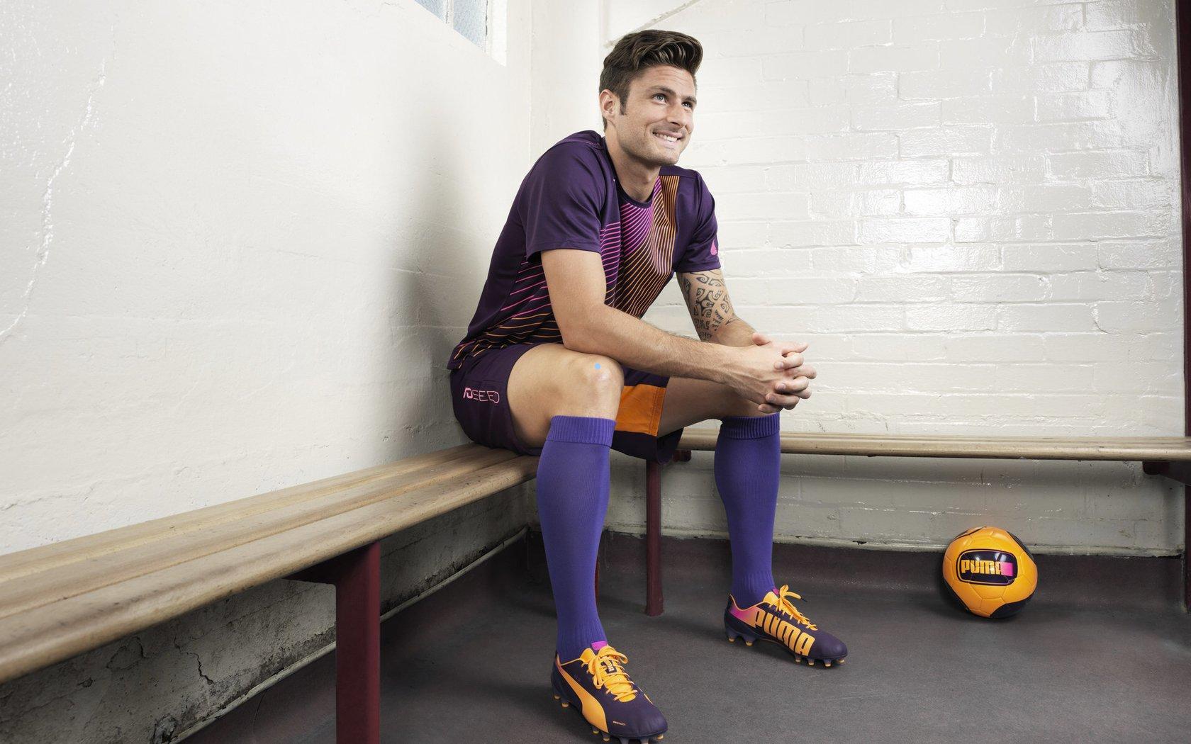 梅西双响+点球制胜！逆境翻盘率队惊险晋级八强